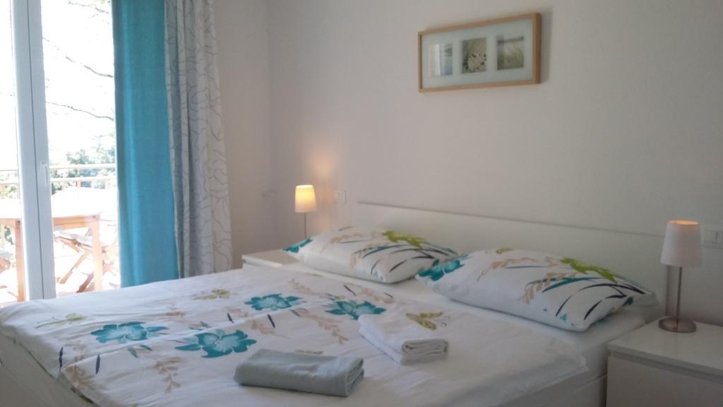 Apartments Sandra Brseč Εξωτερικό φωτογραφία