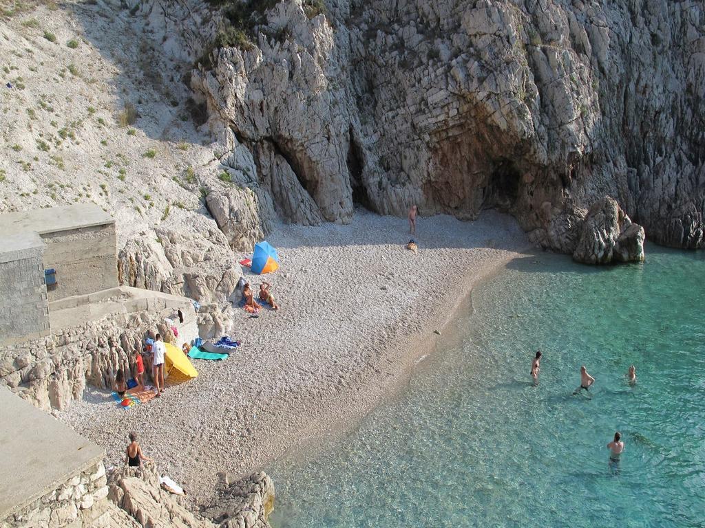 Apartments Sandra Brseč Εξωτερικό φωτογραφία